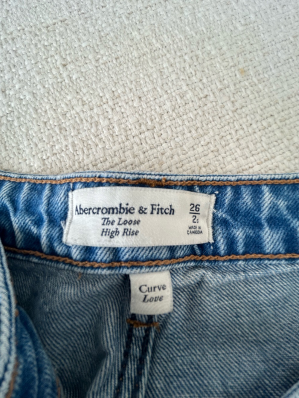 Abercrombie & Fitch Curve Love High Rise Loose Jean - Picture 9 of 10
